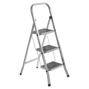 {{photo.Alt || photo.Description || 'Стремянка стальная КЛАСС ПЛЮС, 3 ШИРОКИЕ СТУПЕНИ 20х30 см, верхняя площадка 69 см, до 120 кг, 123303'}}