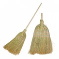 Веник-метла сорго ЛЮБАША, натуральный, 5-ти прошивной, деревянный черенок 100 см, 400х350 мм, 605368 605368