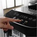Кофемашина DELONGHI Magnifica Evo ECAM290.22.B, 1450 Вт, объем 1,8 л, ручной капучинатор, черная 456522